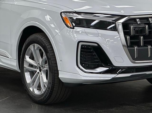 new 2025 Audi Q7 car, priced at $75,150