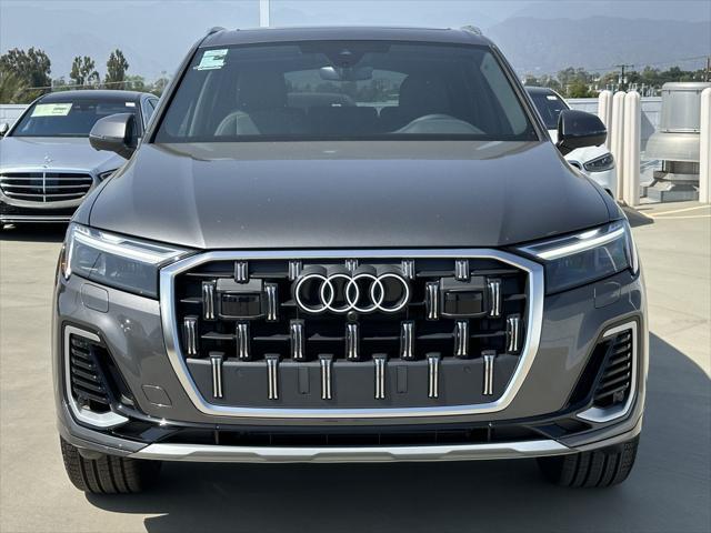 new 2025 Audi Q7 car, priced at $65,270