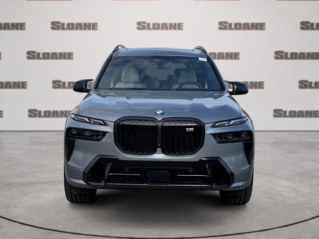 new 2025 BMW X7 car, priced at $121,105