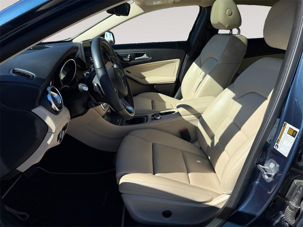 used 2020 Mercedes-Benz GLA 250 car, priced at $21,781