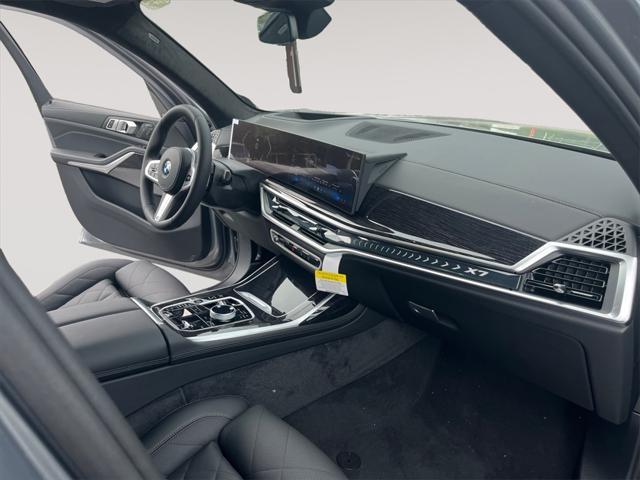 new 2026 BMW X7 car, priced at $96,290