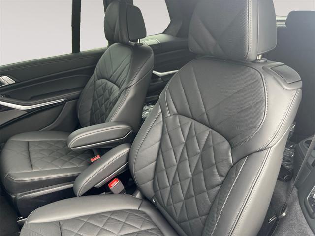 new 2026 BMW X7 car, priced at $96,290