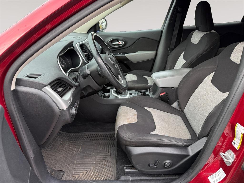 used 2014 Jeep Cherokee car, priced at $10,771