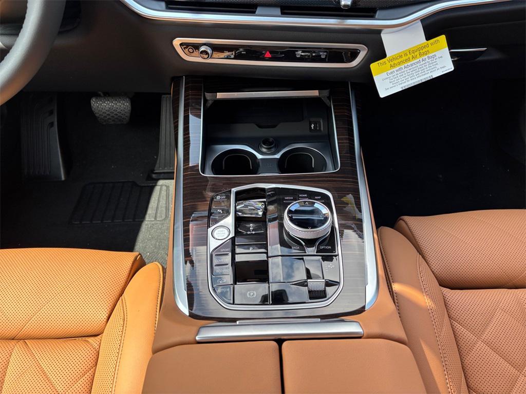 new 2026 BMW X7 car, priced at $95,780
