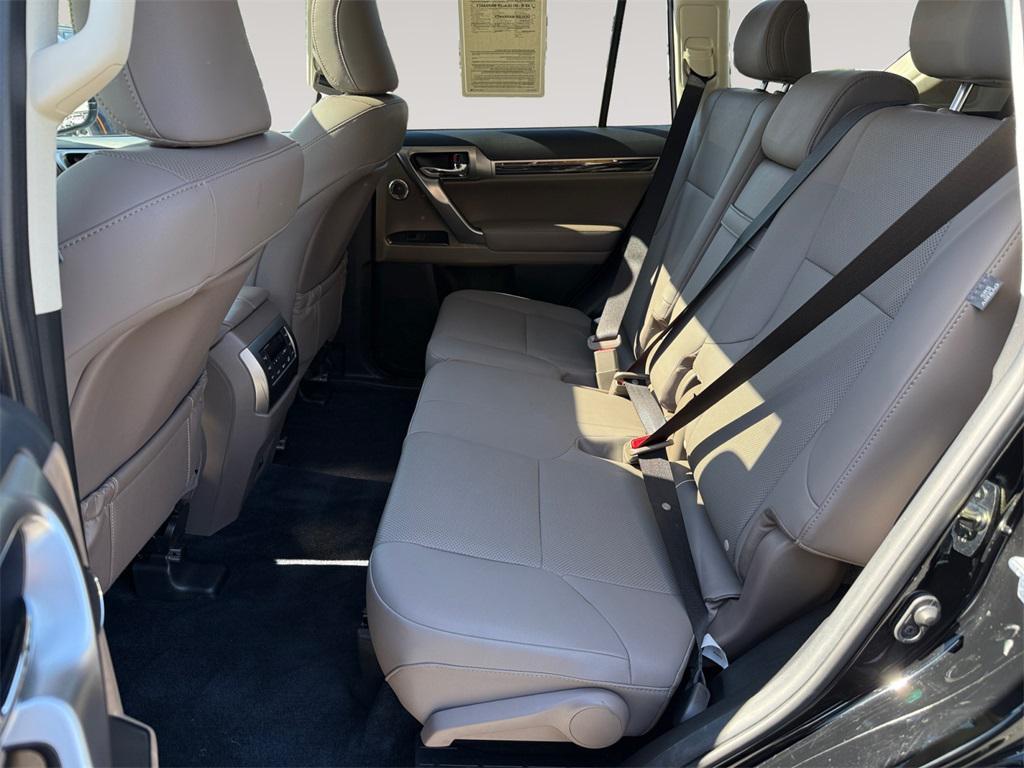 used 2022 Lexus GX 460 car, priced at $47,981