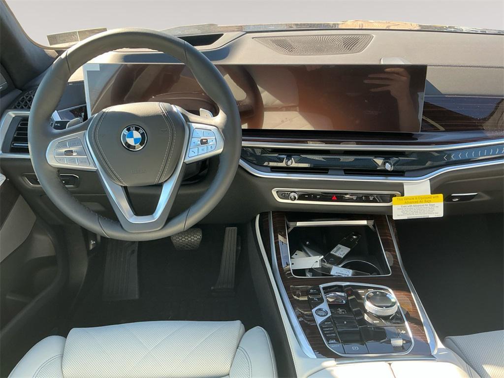 new 2026 BMW X7 car, priced at $98,780