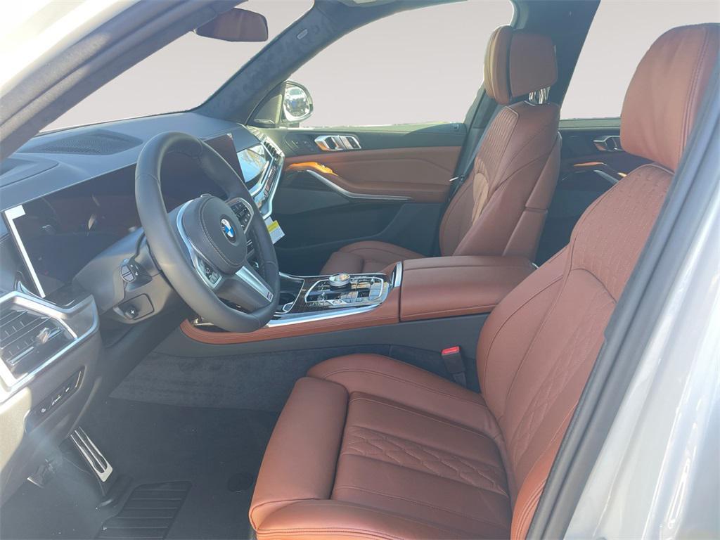 new 2026 BMW X7 car, priced at $103,775