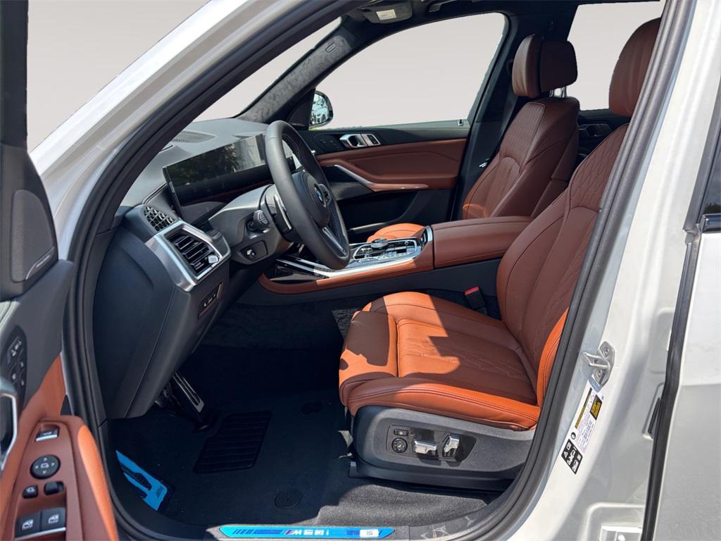 new 2026 BMW X7 car, priced at $124,000