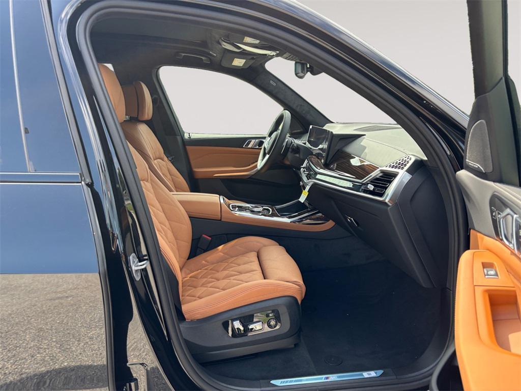 new 2026 BMW X7 car, priced at $99,630