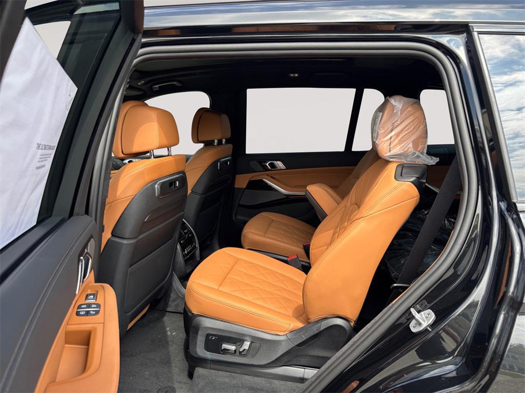 new 2026 BMW X7 car, priced at $99,630