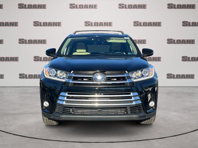 used 2018 Toyota Highlander Hybrid car, priced at $33,492