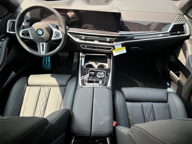 new 2025 BMW X7 car, priced at $120,770