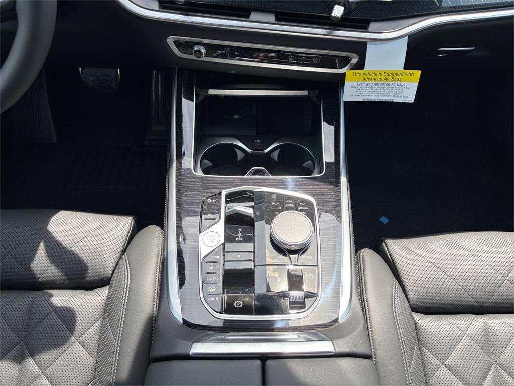 new 2026 BMW X7 car, priced at $96,690