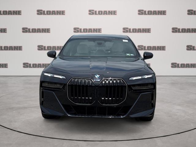 new 2025 BMW 760 car, priced at $137,025