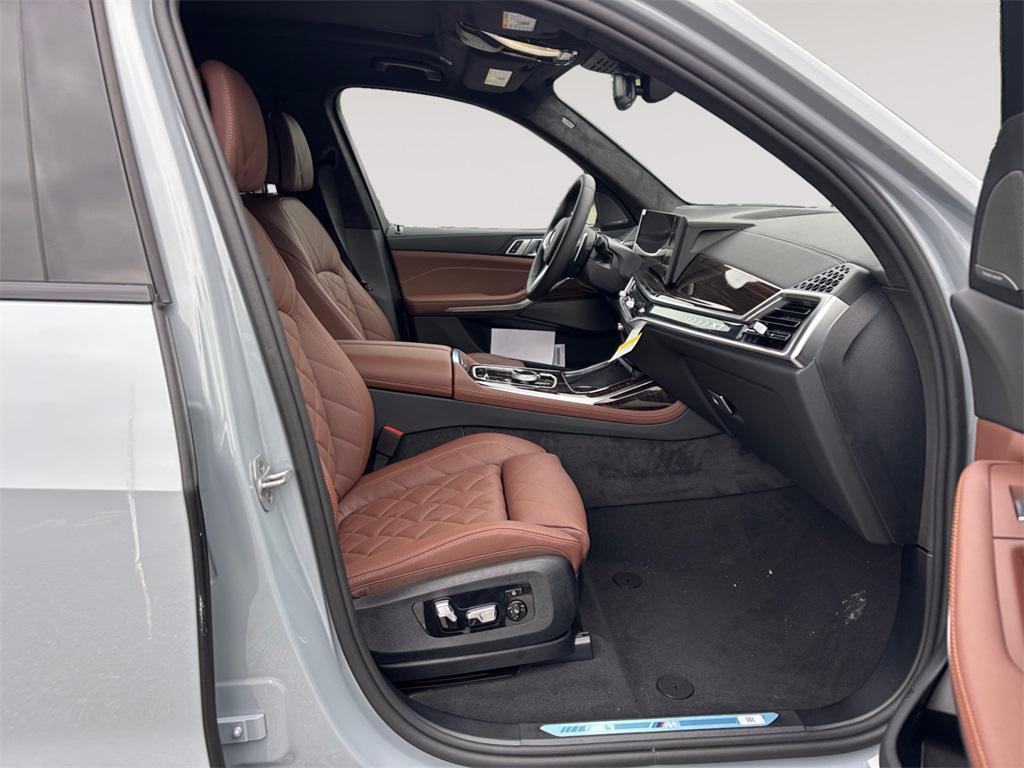 new 2026 BMW X7 car, priced at $95,440