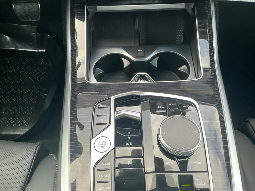 new 2026 BMW X7 car, priced at $99,430