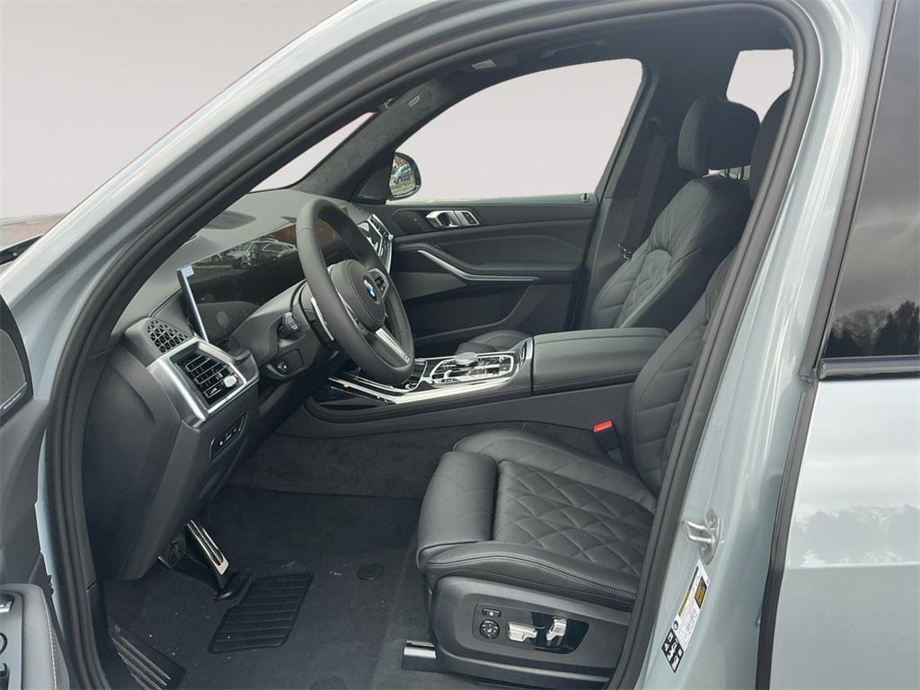 new 2026 BMW X7 car, priced at $99,430