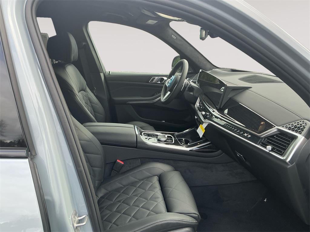 new 2026 BMW X7 car, priced at $99,430