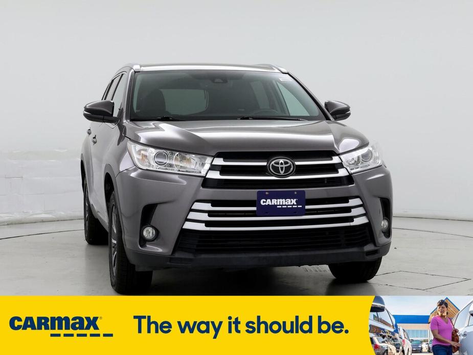 used 2019 Toyota Highlander car, priced at $26,998