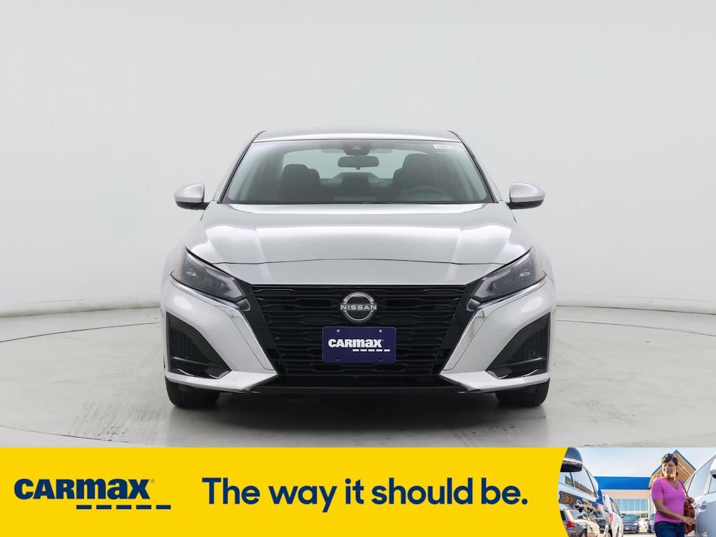 used 2023 Nissan Altima car, priced at $22,998