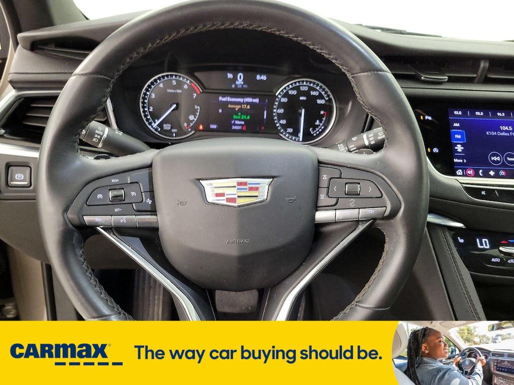 used 2023 Cadillac XT6 car, priced at $33,998