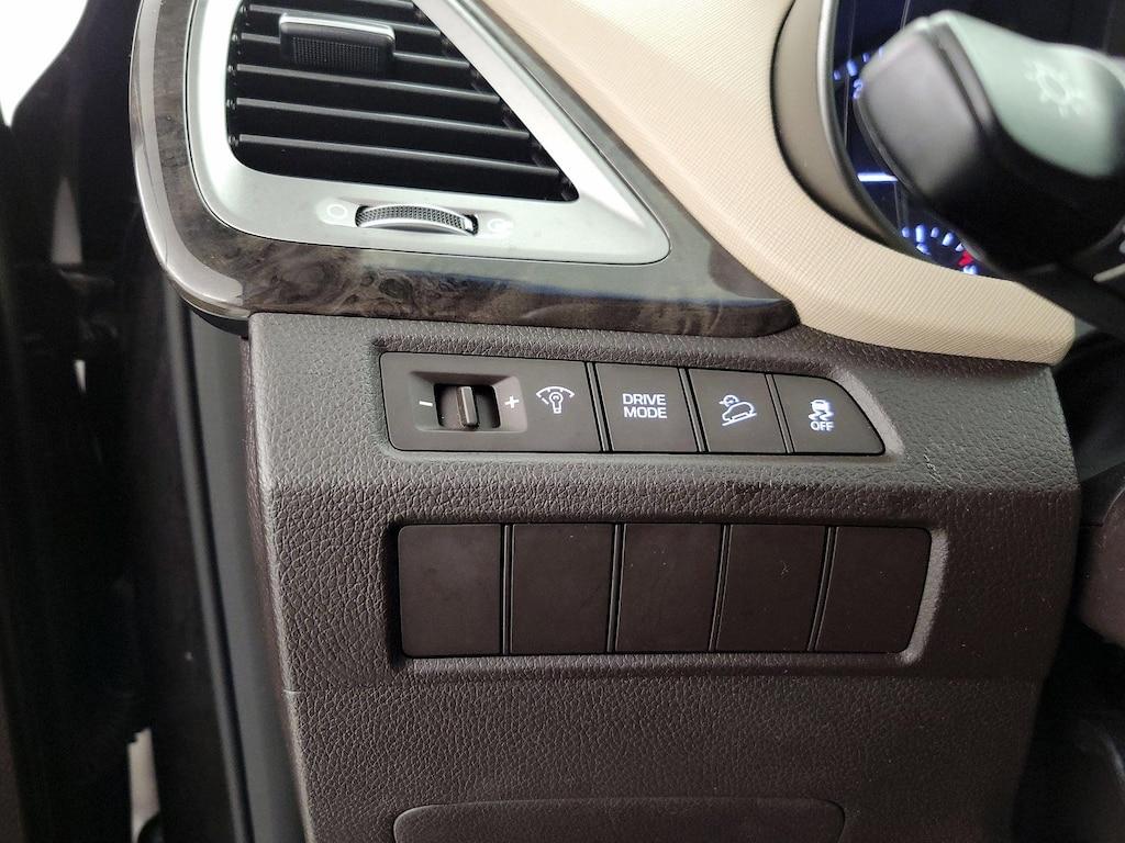 used 2018 Hyundai Santa Fe car, priced at $17,998