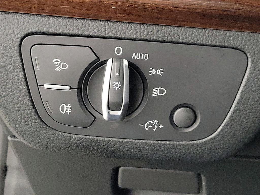 used 2022 Audi Q5 e car, priced at $33,998