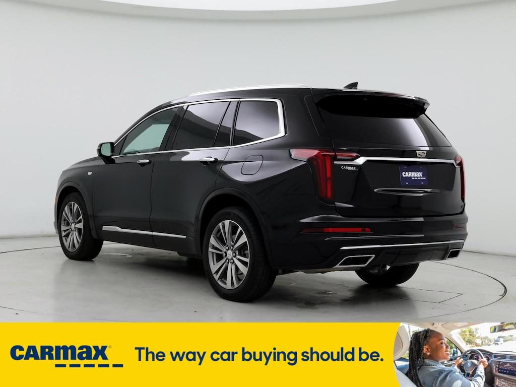 used 2022 Cadillac XT6 car, priced at $33,998