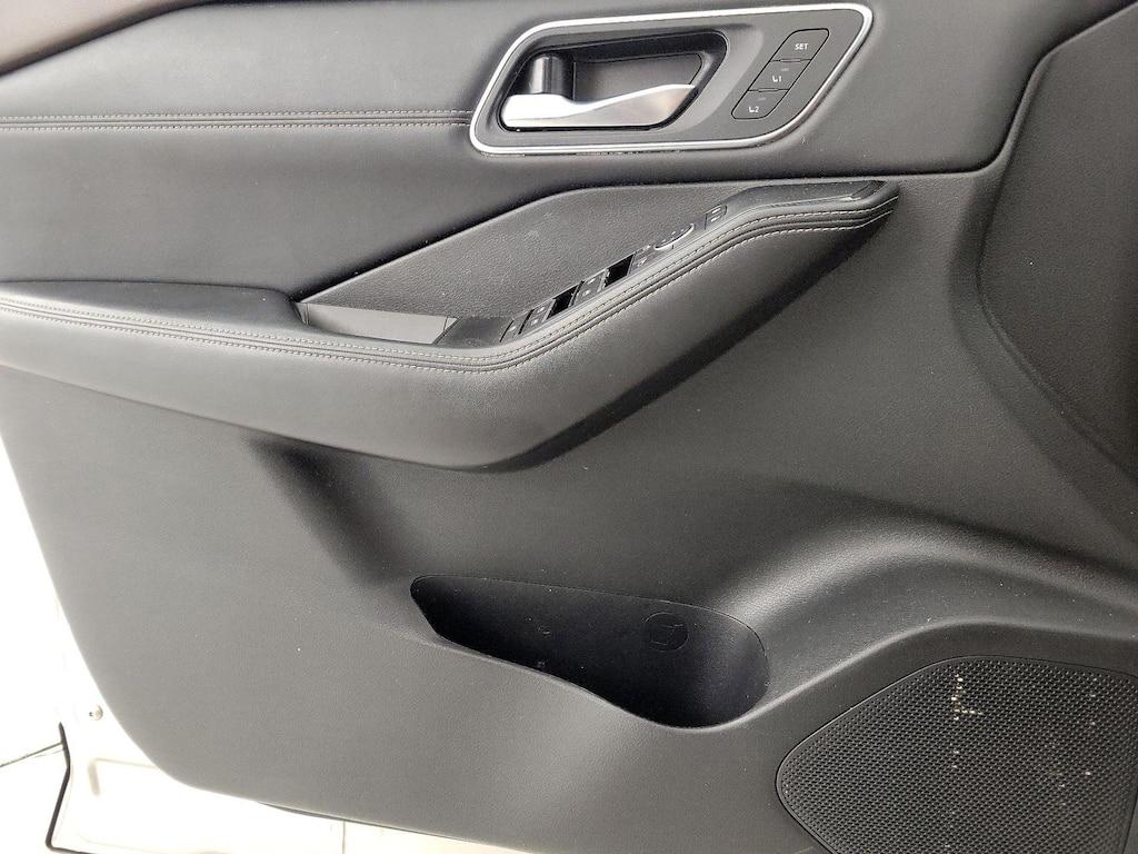 used 2021 Nissan Rogue car, priced at $21,998