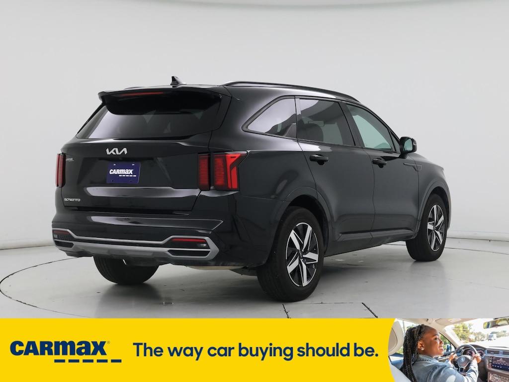 used 2023 Kia Sorento car, priced at $31,998