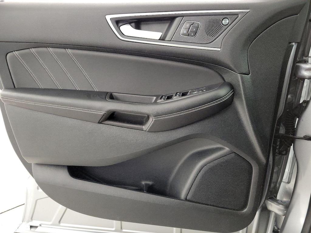 used 2022 Ford Edge car, priced at $32,998