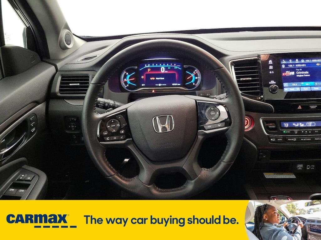 used 2022 Honda Pilot car, priced at $32,998