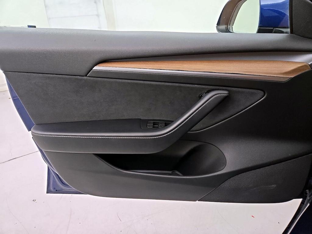 used 2022 Tesla Model 3 car, priced at $25,998