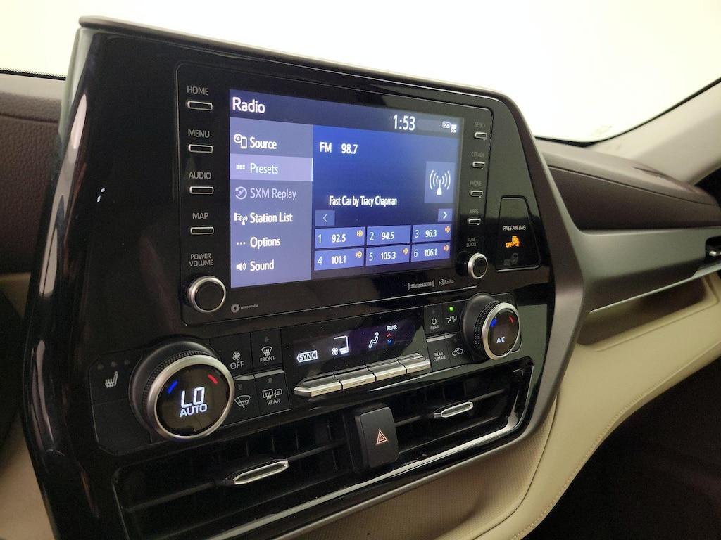used 2022 Toyota Highlander car, priced at $32,998