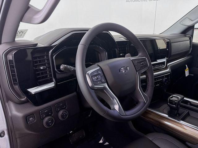 new 2025 Chevrolet Silverado 1500 car, priced at $51,640