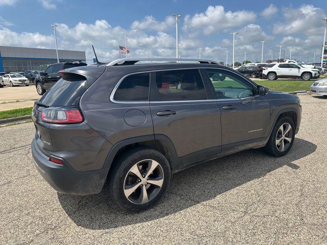 used 2019 Jeep Cherokee car, priced at $15,495