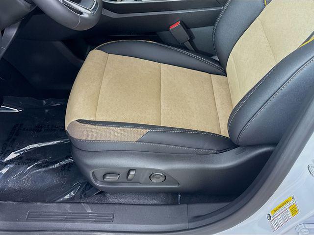 new 2026 Chevrolet Equinox car, priced at $32,390
