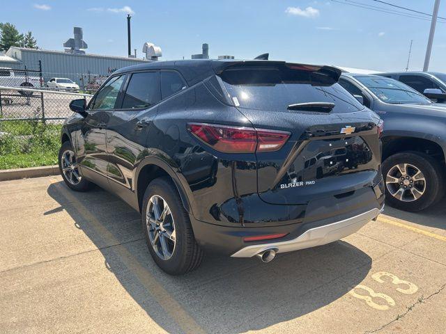 new 2025 Chevrolet Blazer car