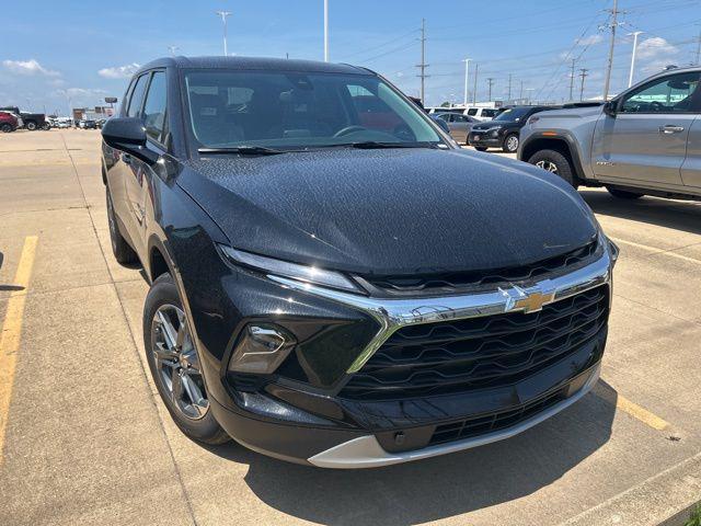 new 2025 Chevrolet Blazer car