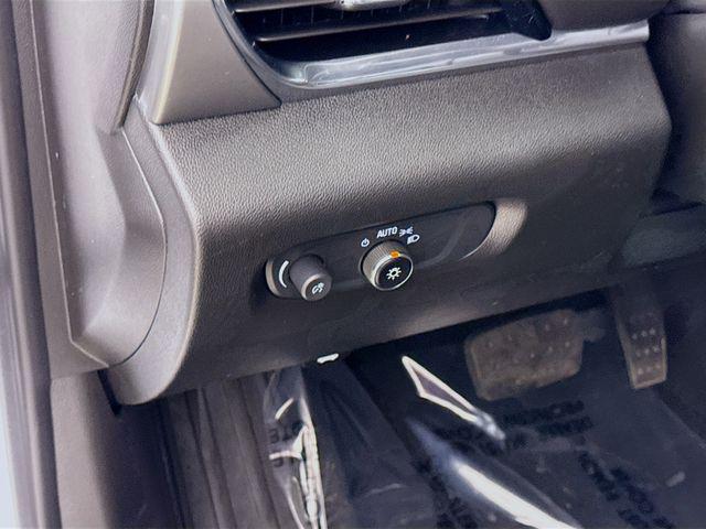 used 2023 Chevrolet Traverse car, priced at $31,495