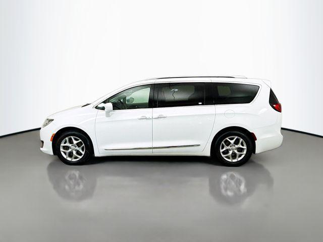 used 2018 Chrysler Pacifica car, priced at $12,995