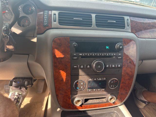 used 2007 Chevrolet Suburban car, priced at $15,495