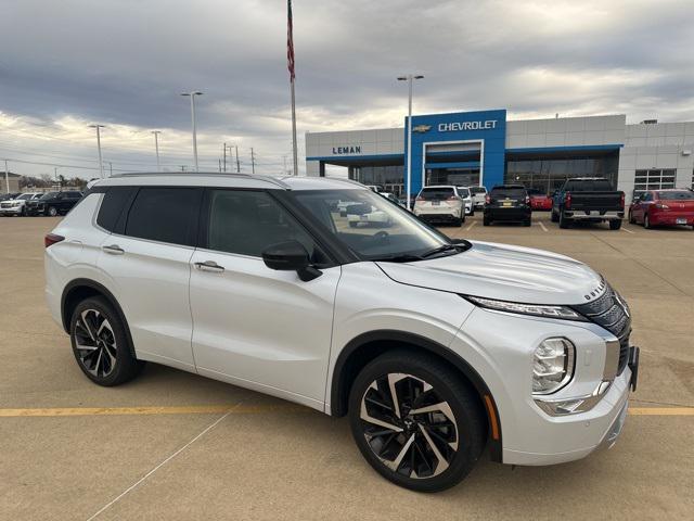 used 2022 Mitsubishi Outlander car, priced at $27,490