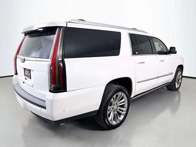 used 2020 Cadillac Escalade ESV car, priced at $40,490