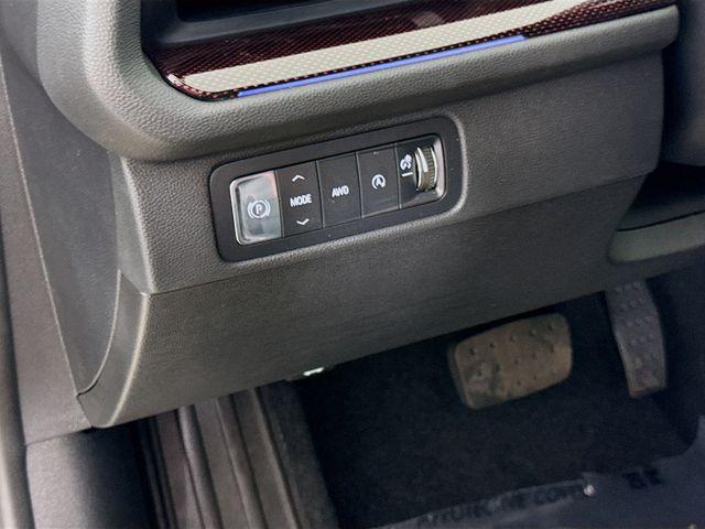 new 2025 Chevrolet Traverse car, priced at $59,095
