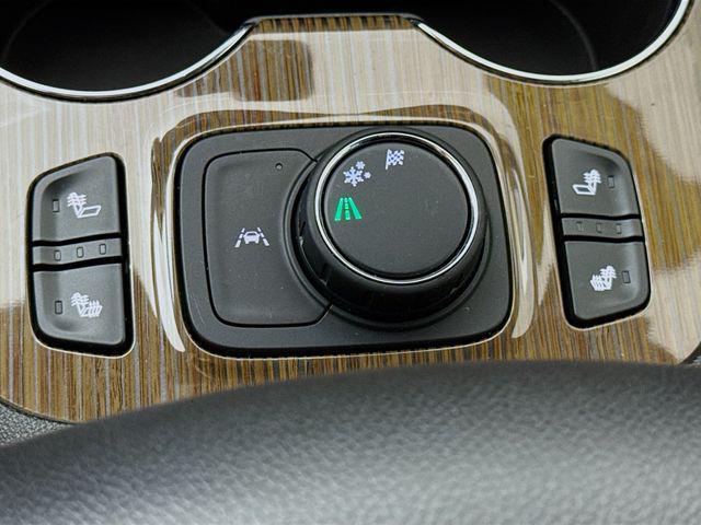 used 2022 GMC Acadia car, priced at $25,495