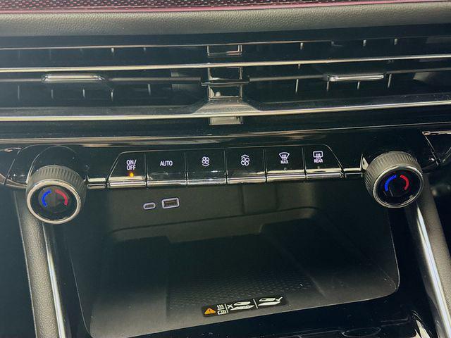 used 2024 Chevrolet Traverse car, priced at $46,495