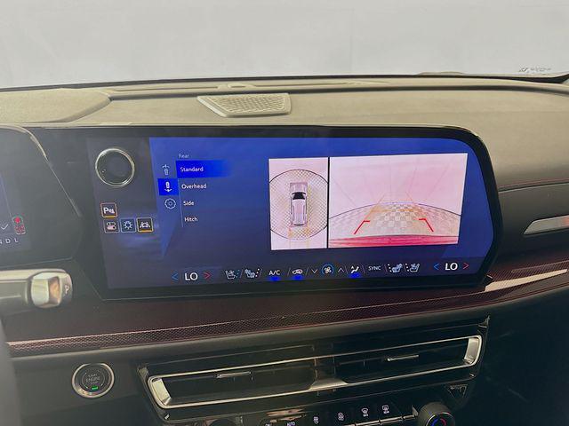 used 2024 Chevrolet Traverse car, priced at $46,495