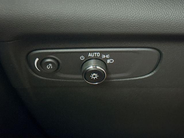 used 2023 Buick Envision car, priced at $22,490