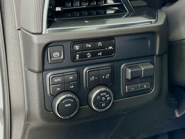 new 2025 Chevrolet Suburban car, priced at $77,885